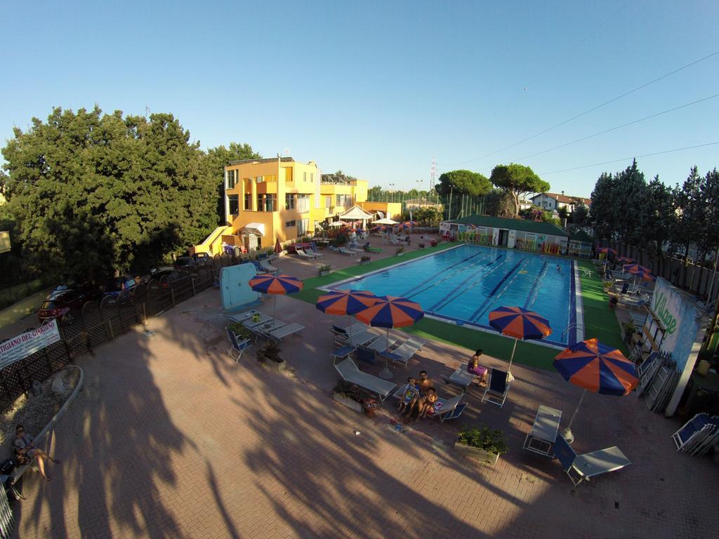 צ'רבטרי Village Sport Holidays חדר תמונה